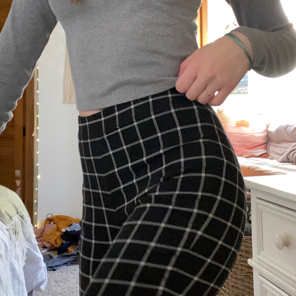 black and white plaid legging pants🖤🤍